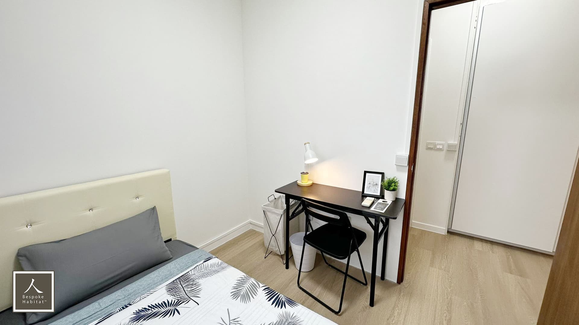 Common at Lakefront Residences in D22, Singapore - Photo 2