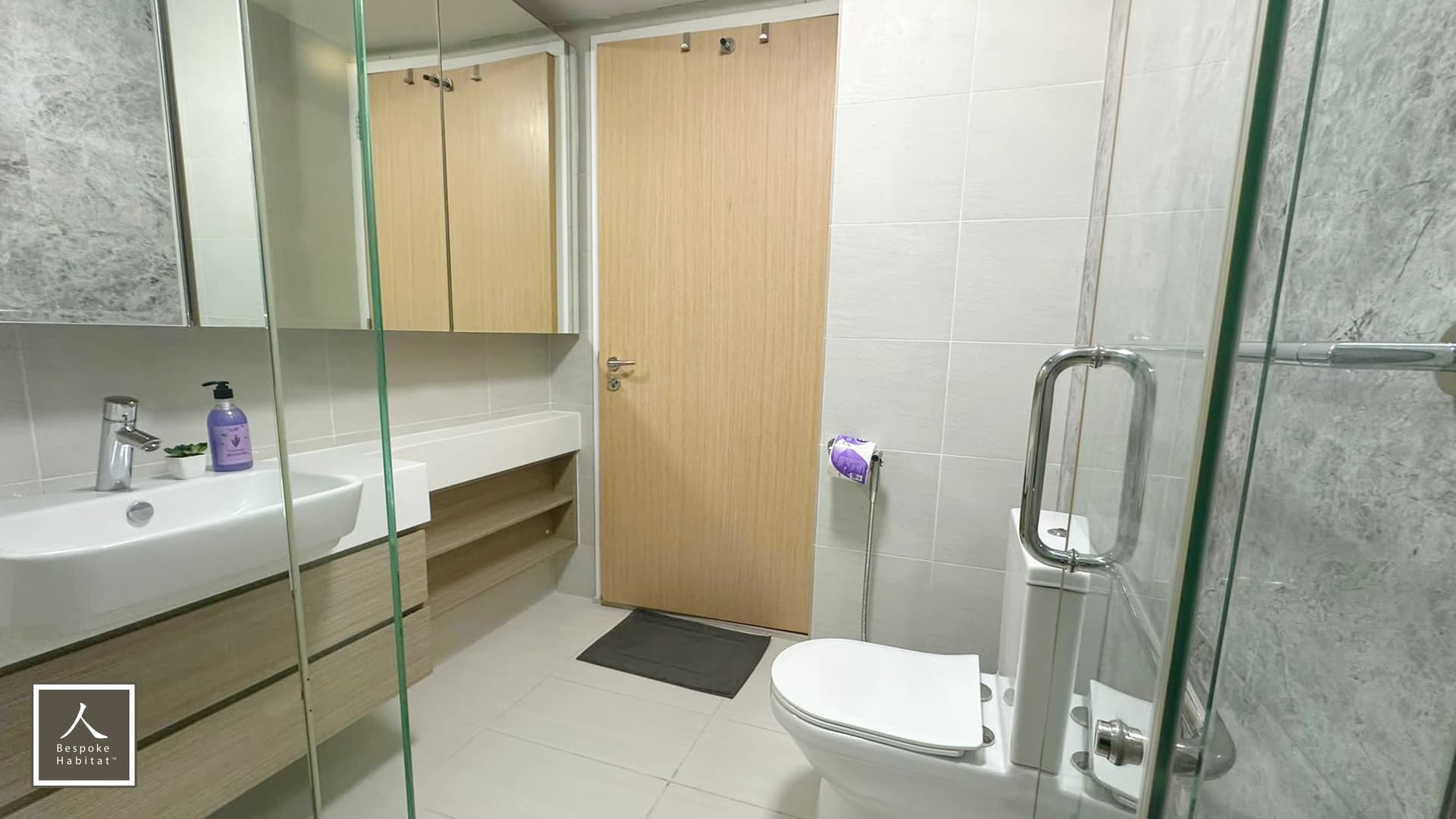 Master at Lakefront Residences in D22, Singapore - Photo 4