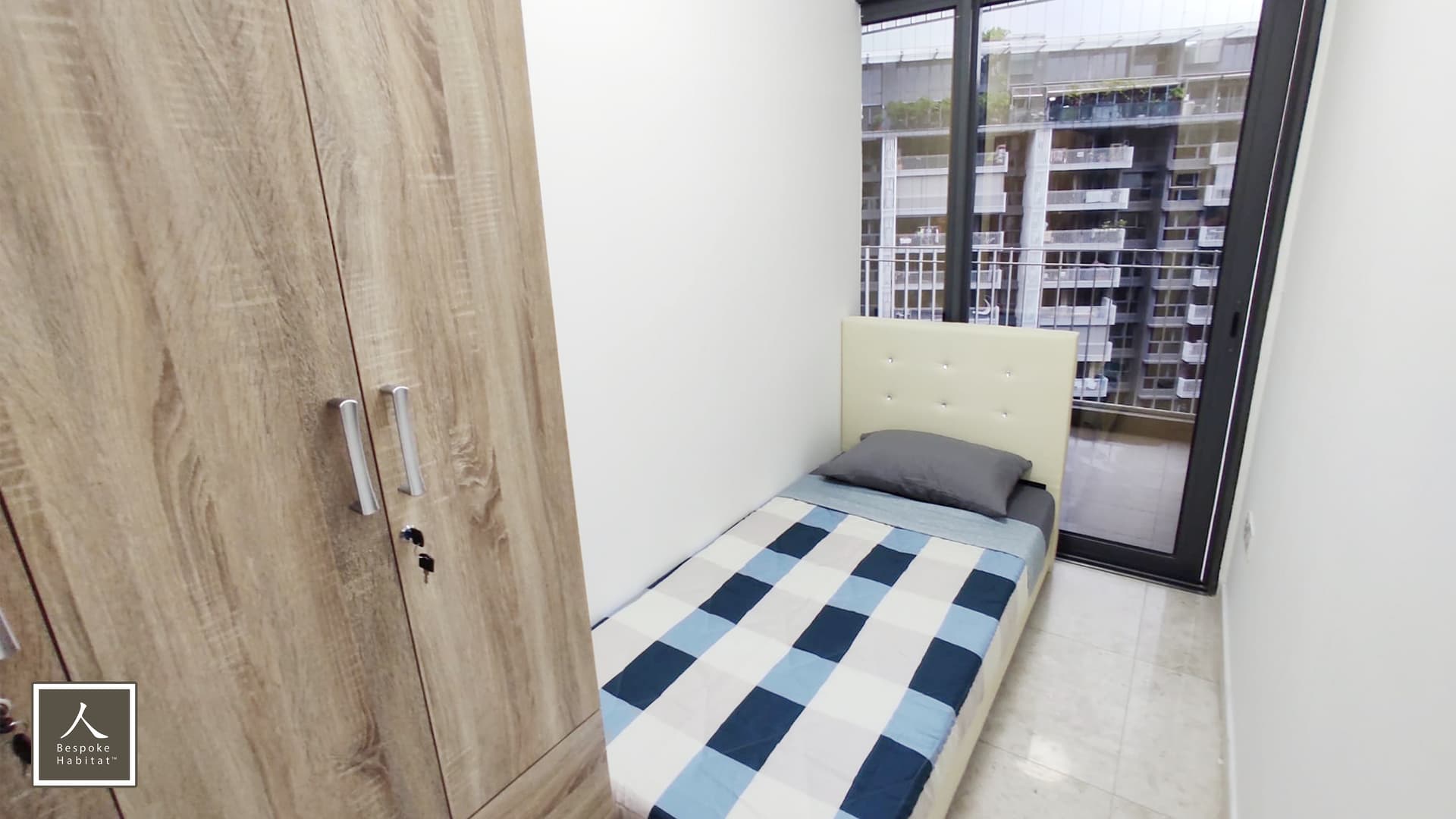 CR2 #15-08 at Lakefront Residences