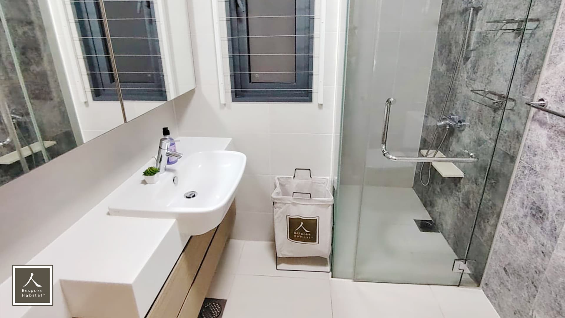 Master at Lakefront Residences in D22, Singapore - Photo 3