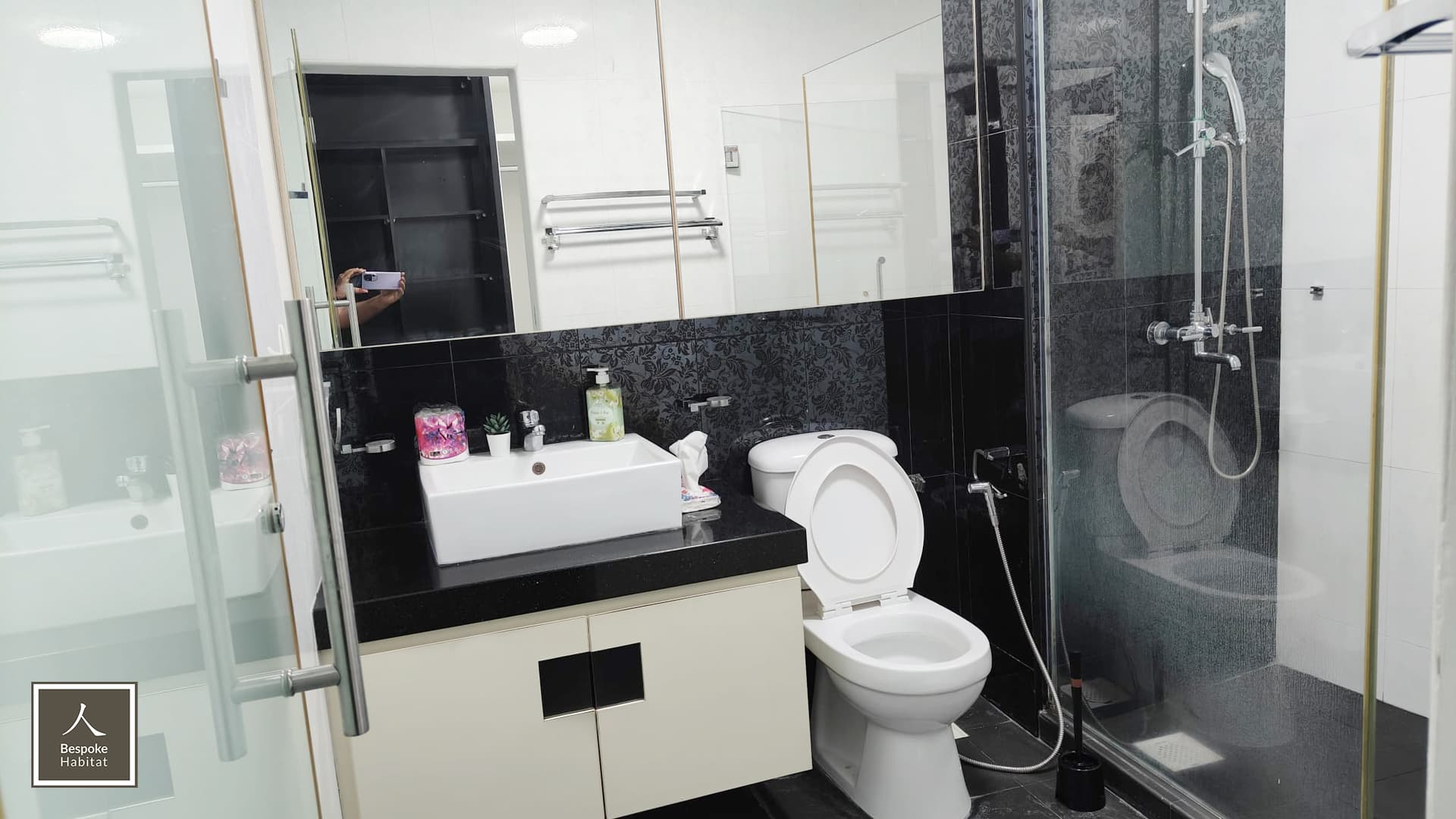 Master at Lakepoint in D22, Singapore - Photo 4
