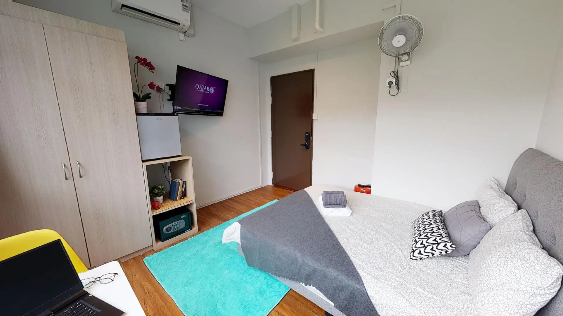 Ensuite at Coliwoo Boon Lay in D22, Singapore - Photo 4