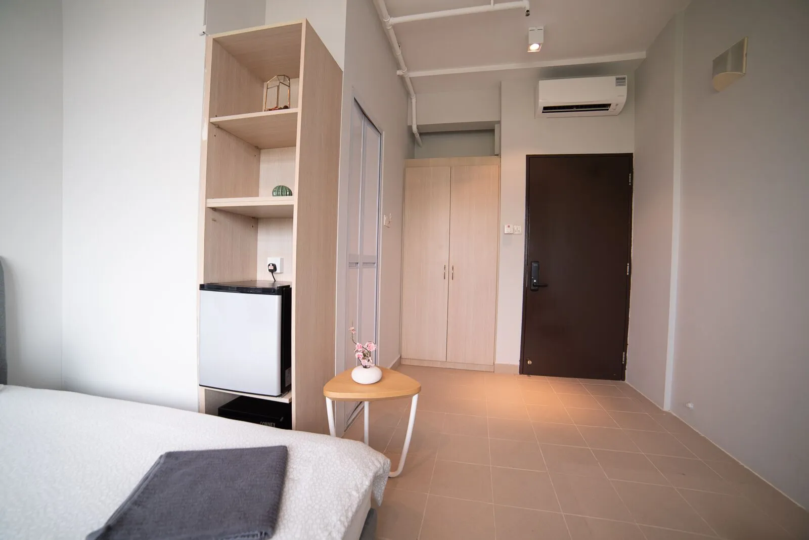 Ensuite at Coliwoo Boon Lay in D22, Singapore - Photo 3
