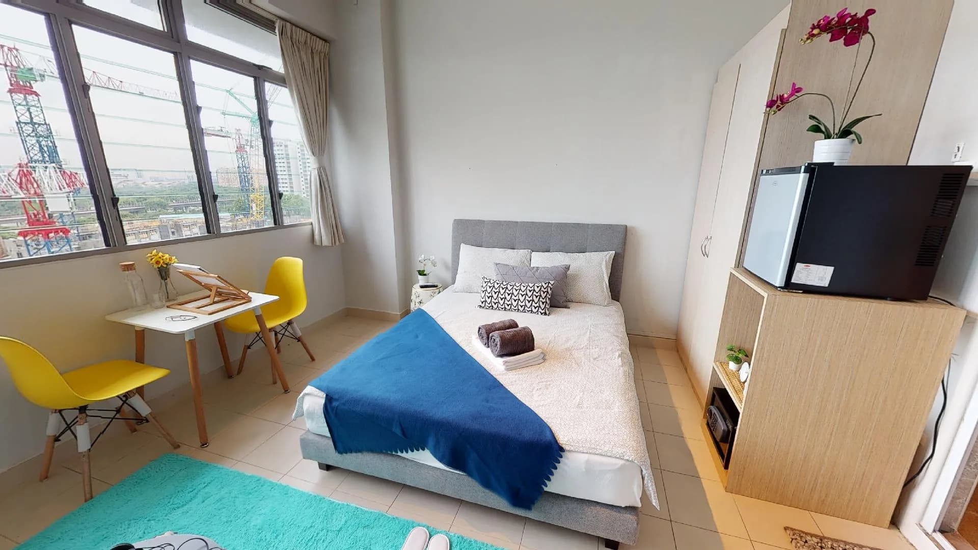 Queen Standard Suite at Coliwoo Boon Lay