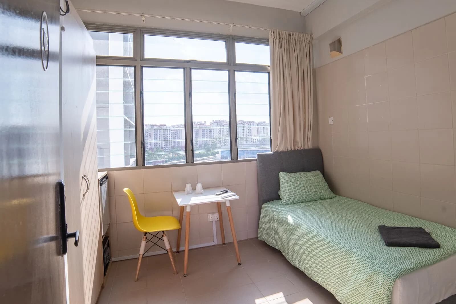 Single Suite at Coliwoo Boon Lay