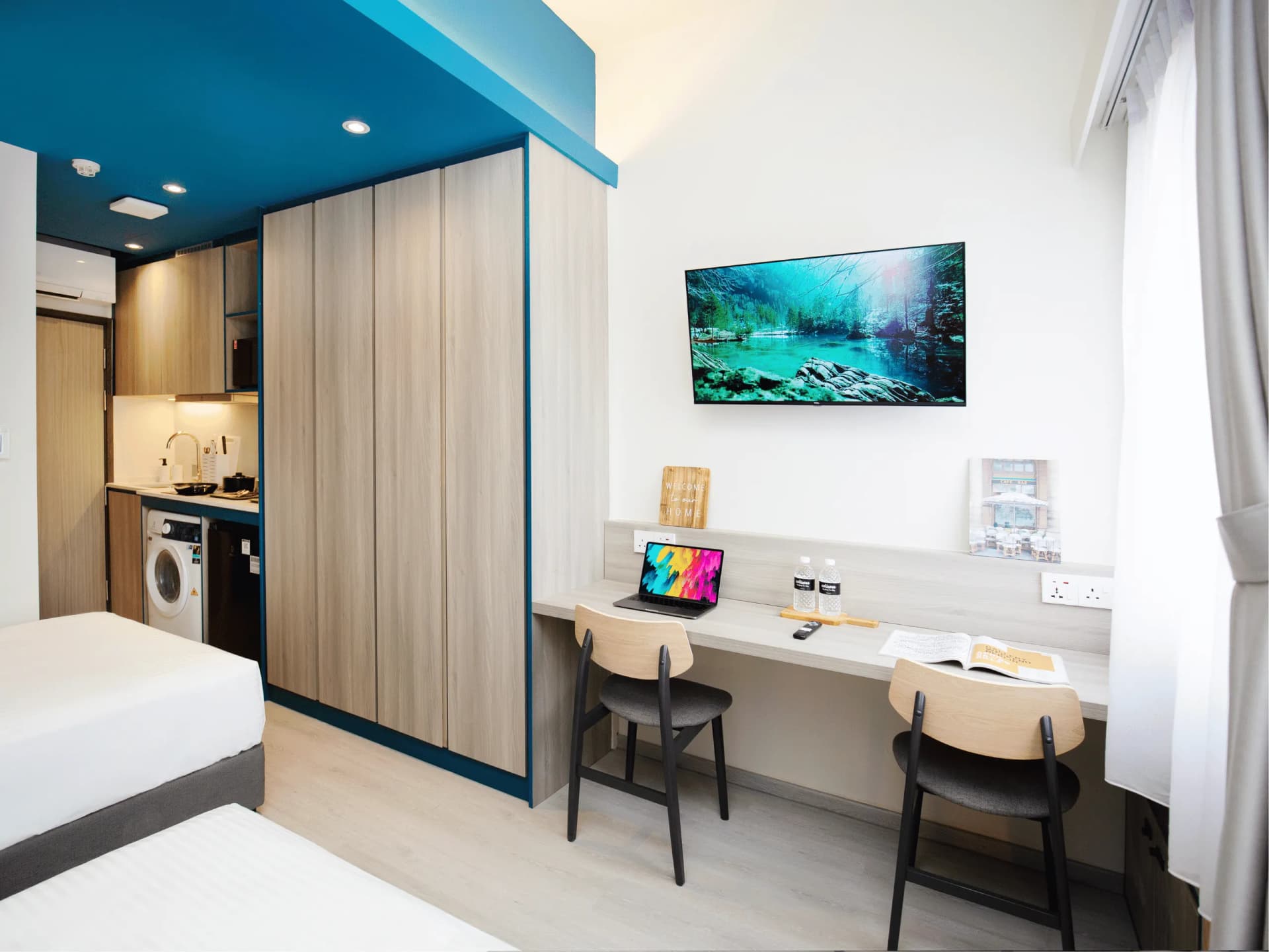 Studio at Coliwoo Hotel Pasir Panjang in D5, Singapore - Photo 2