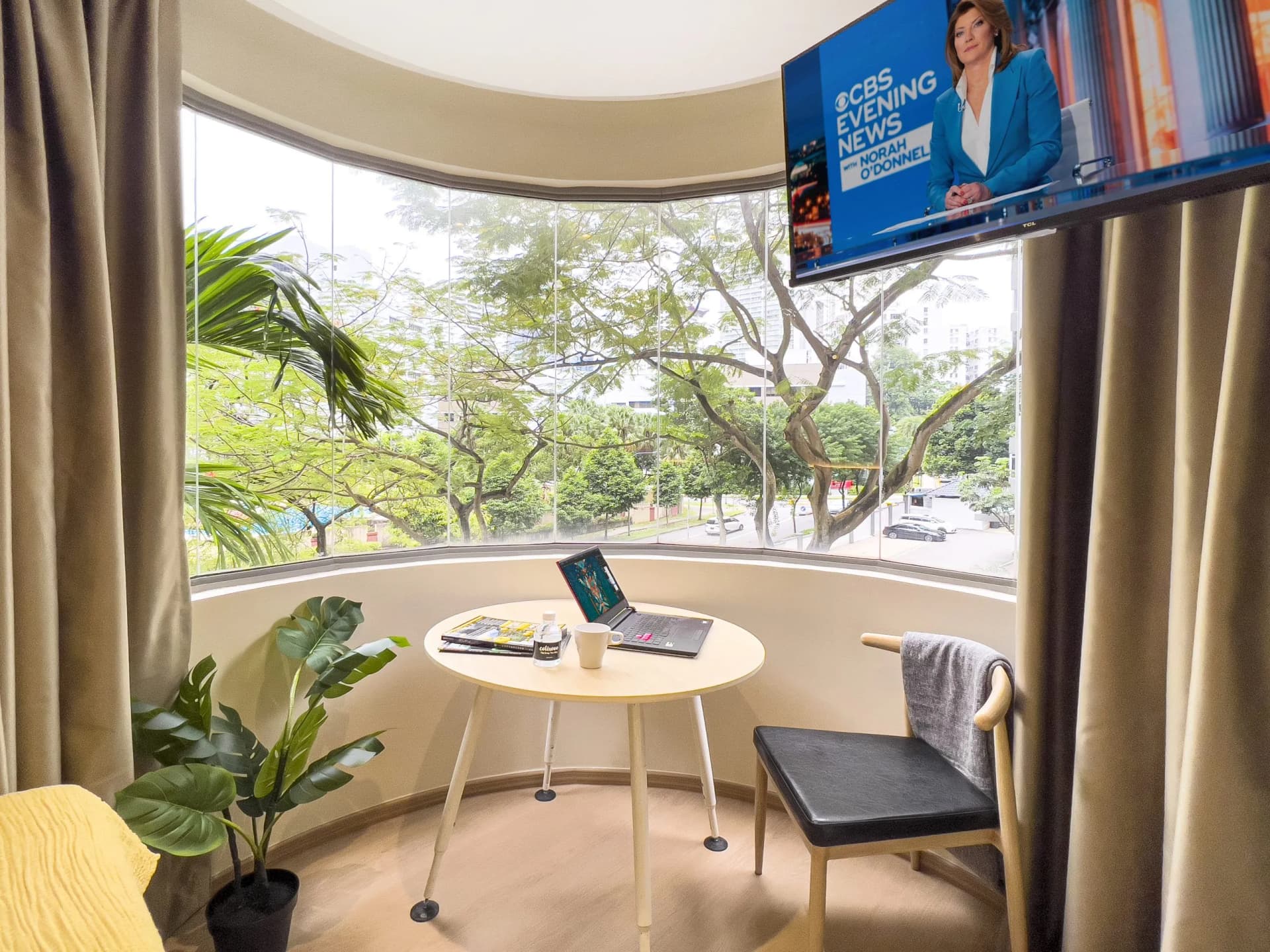 Studio at Coliwoo Orchard in D9, Singapore - Photo 2
