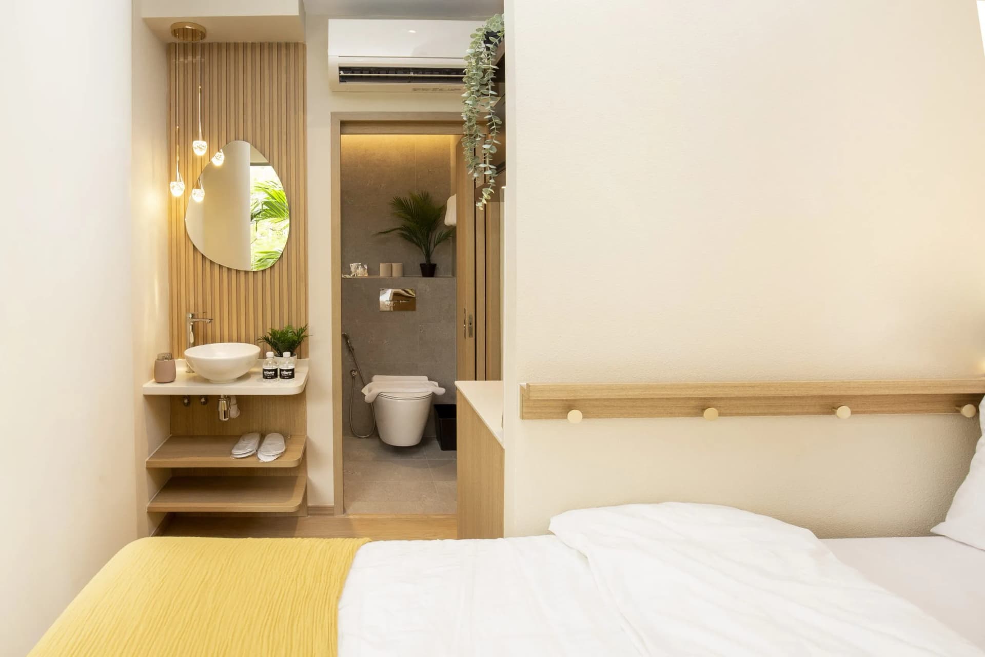 Studio at Coliwoo Orchard in D9, Singapore - Photo 5