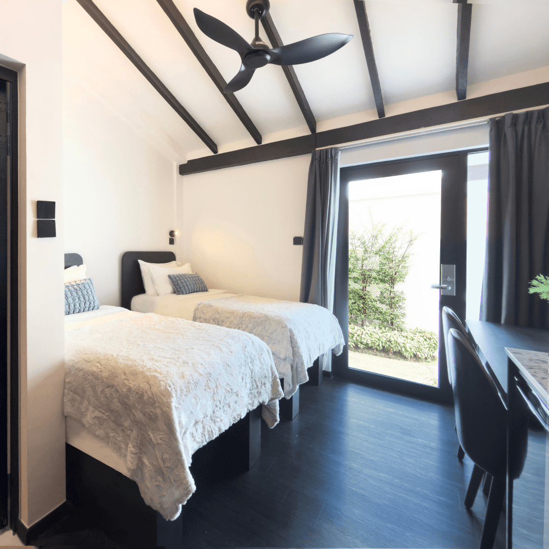 Superior Studio at Coliwoo Resort Changi
