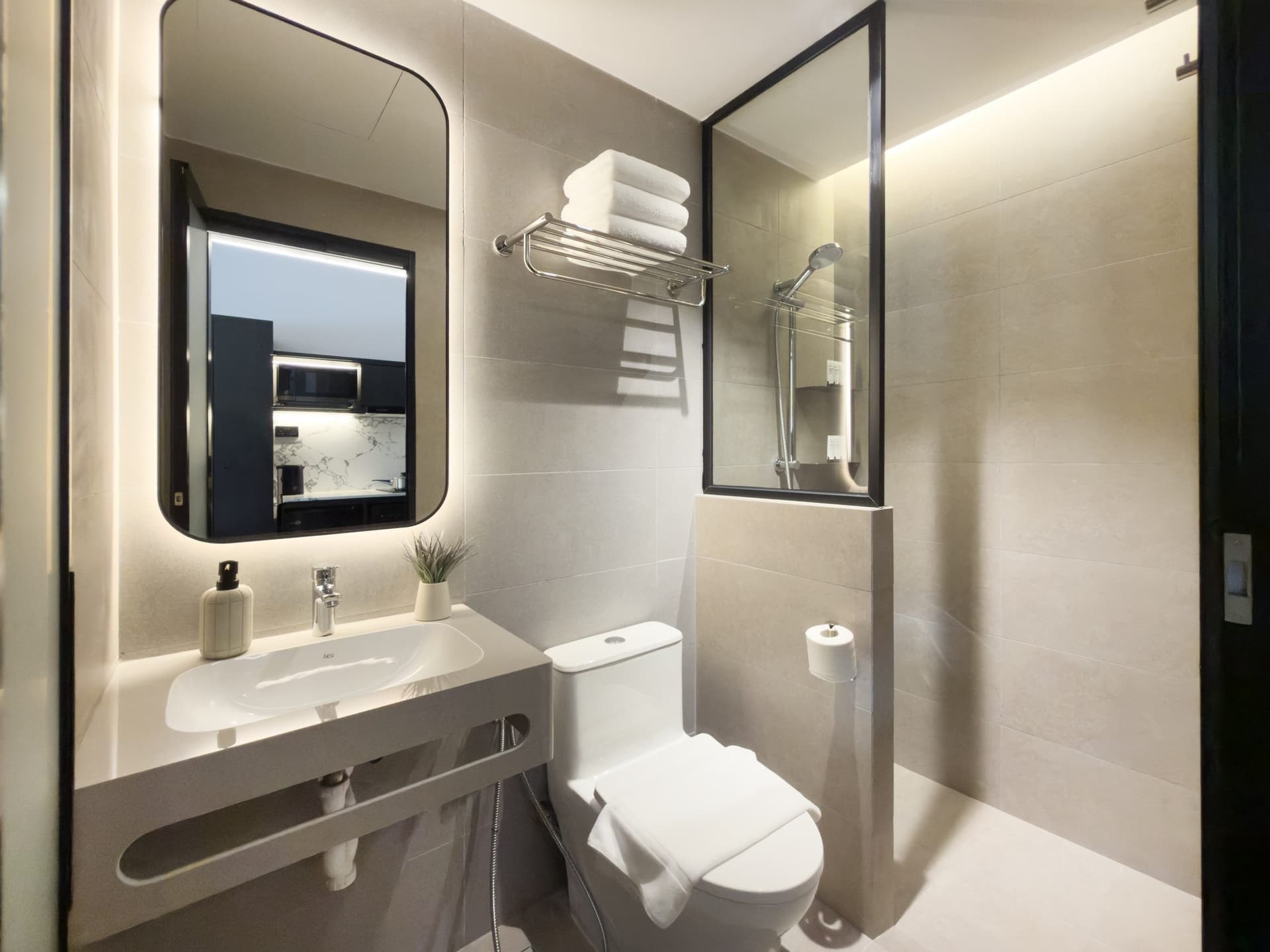 Studio at Coliwoo Resort Changi in D17, Singapore - Photo 3