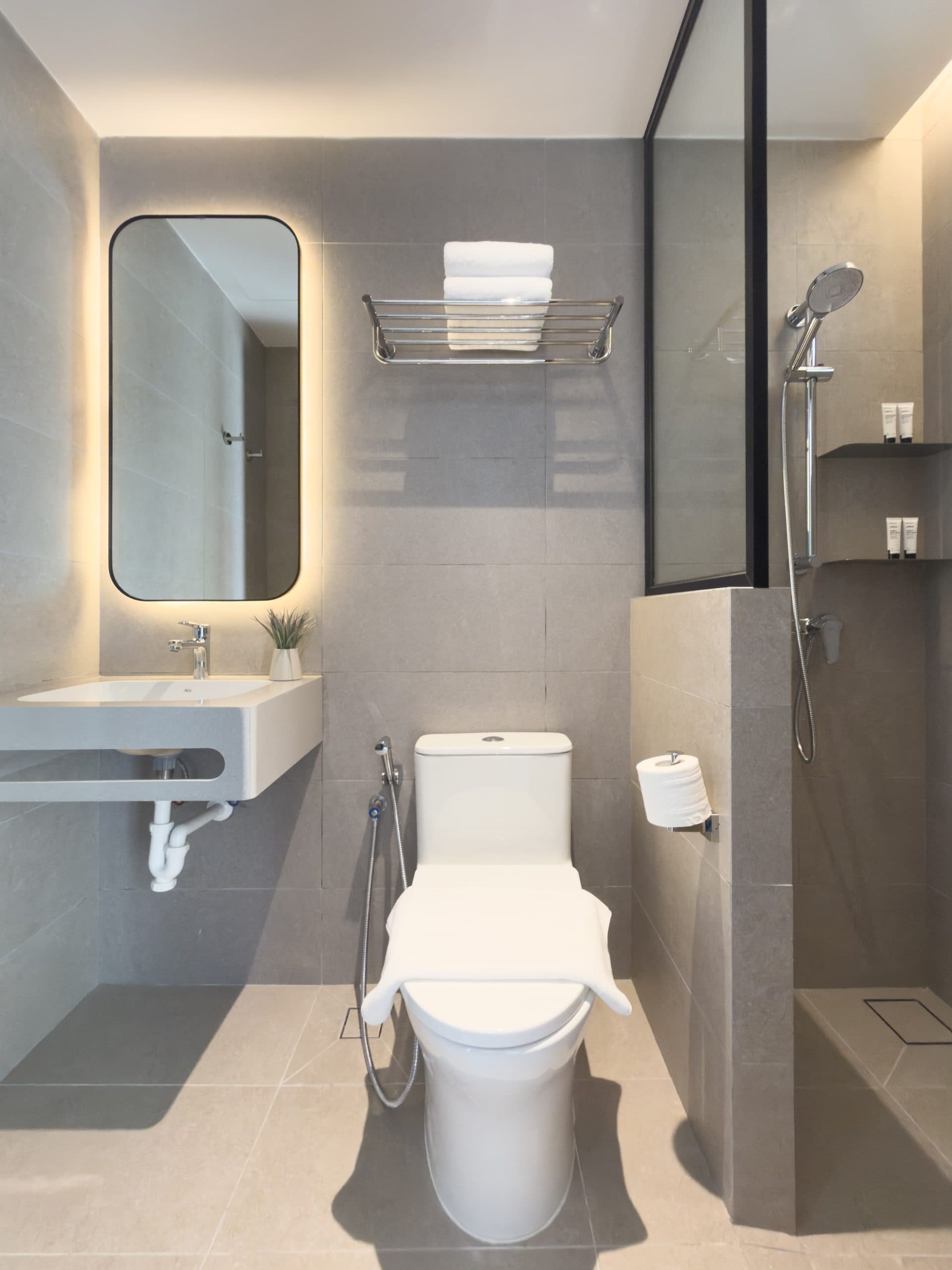 Studio at Coliwoo Resort Changi in D17, Singapore - Photo 4