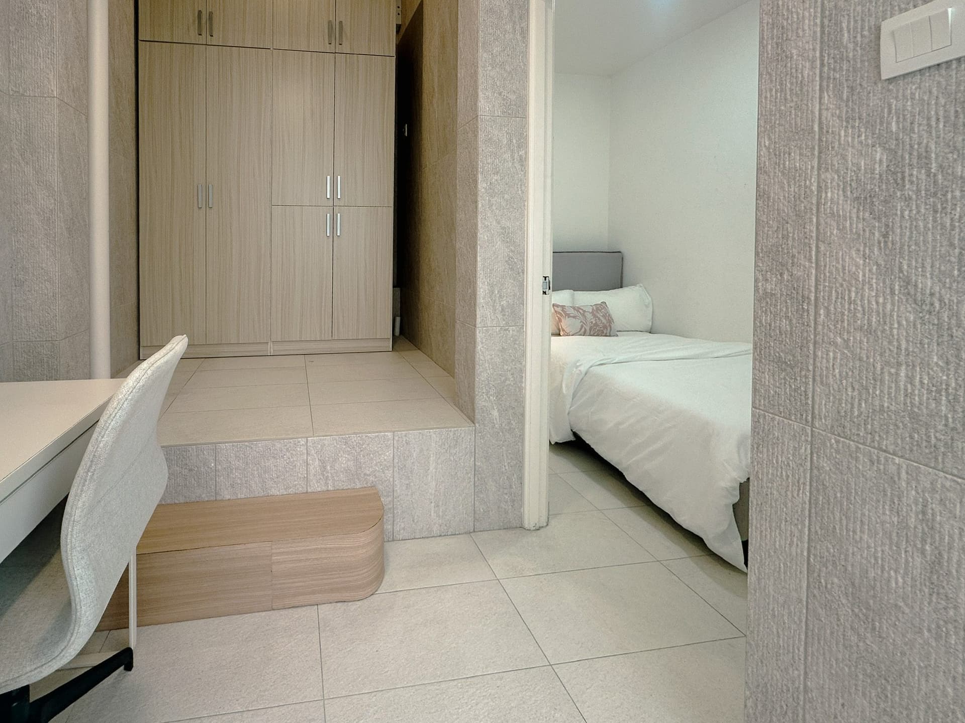 Ensuite at 3 Holland Park in D10, Singapore - Photo 2