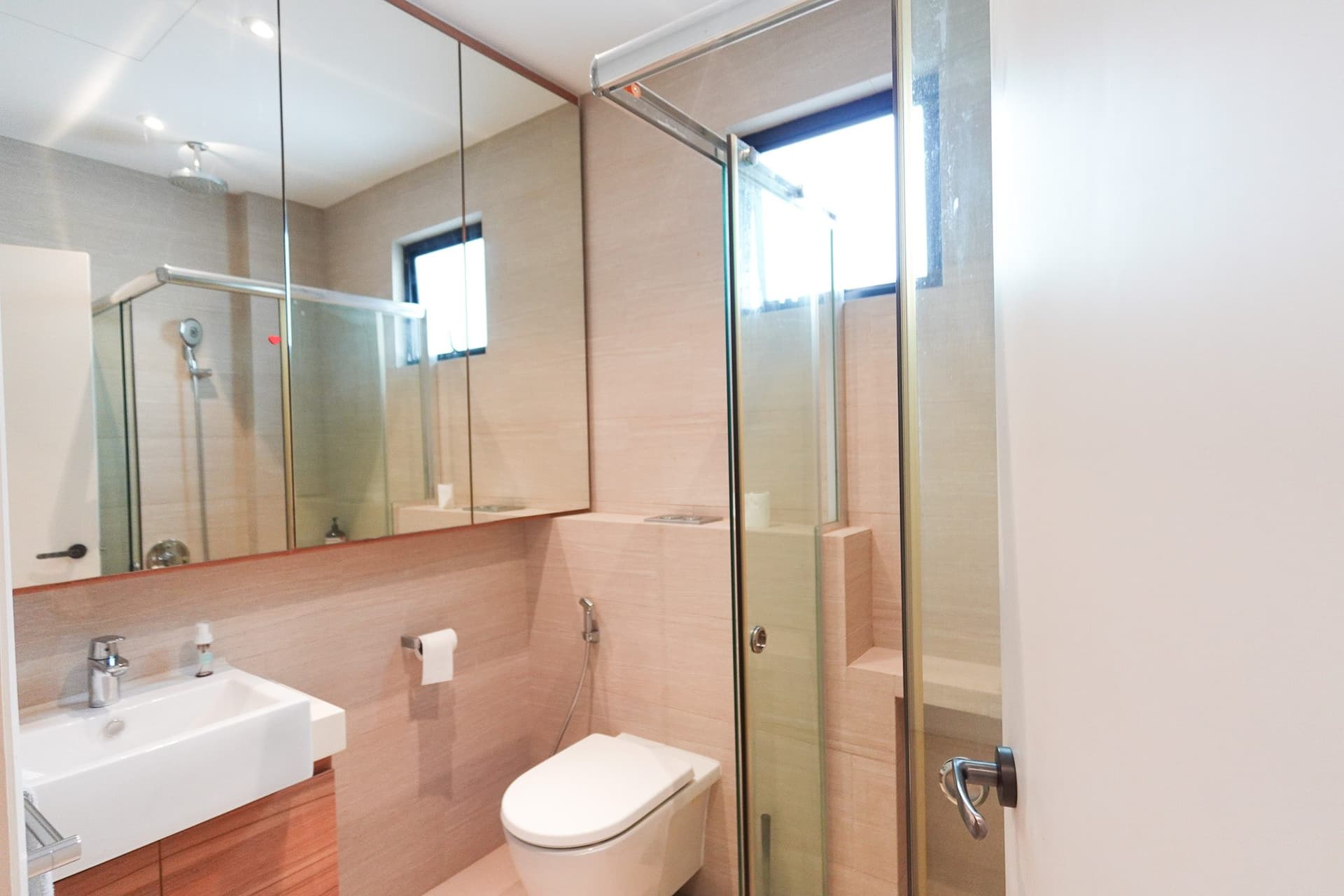 Ensuite at Holland Hill Park in D10, Singapore - Photo 4
