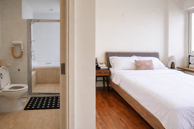 Ensuite at Kerrisdale in D08, Singapore - Photo 3