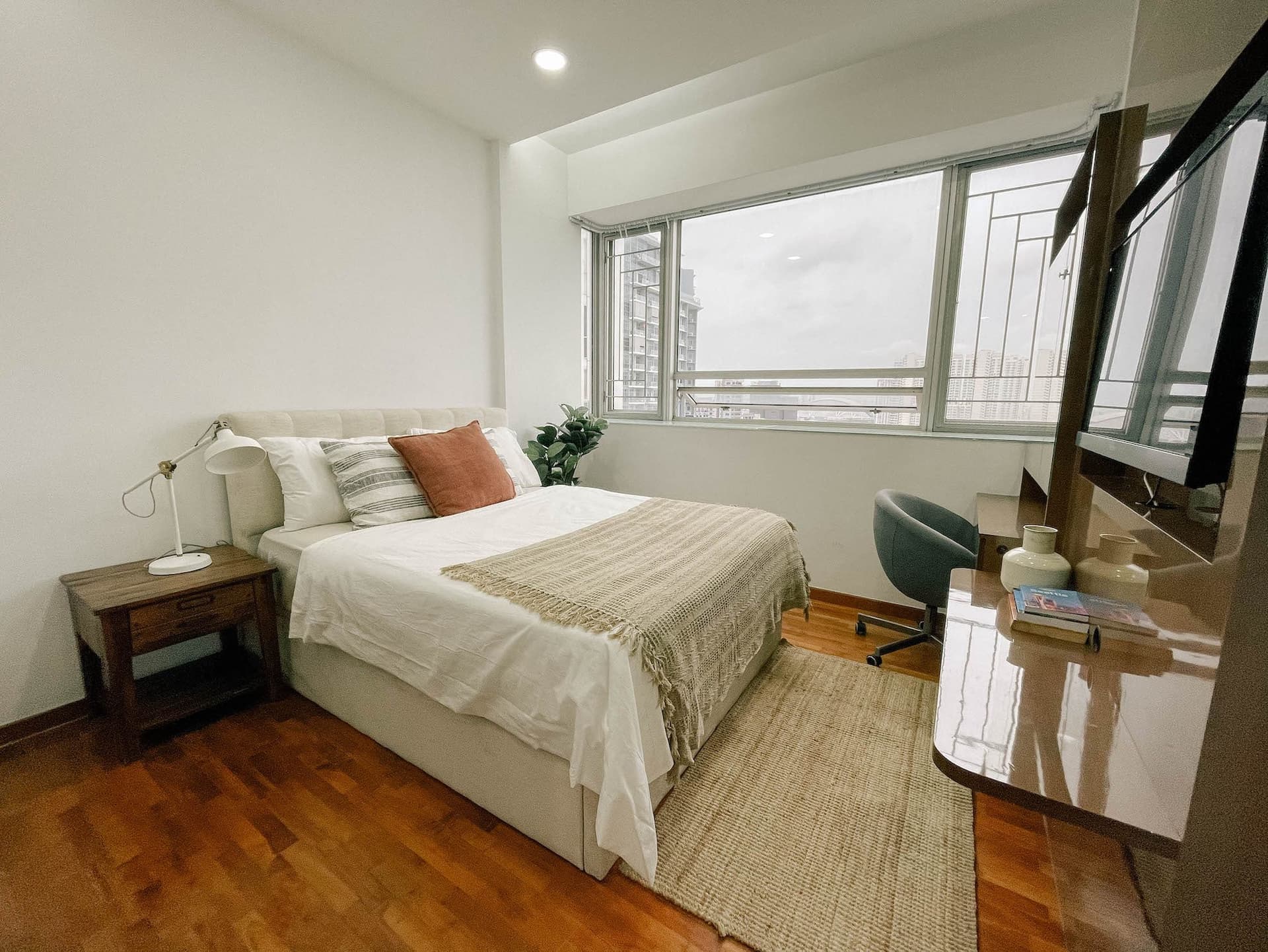 Ensuite at Kerrisdale in D08, Singapore - Photo 2