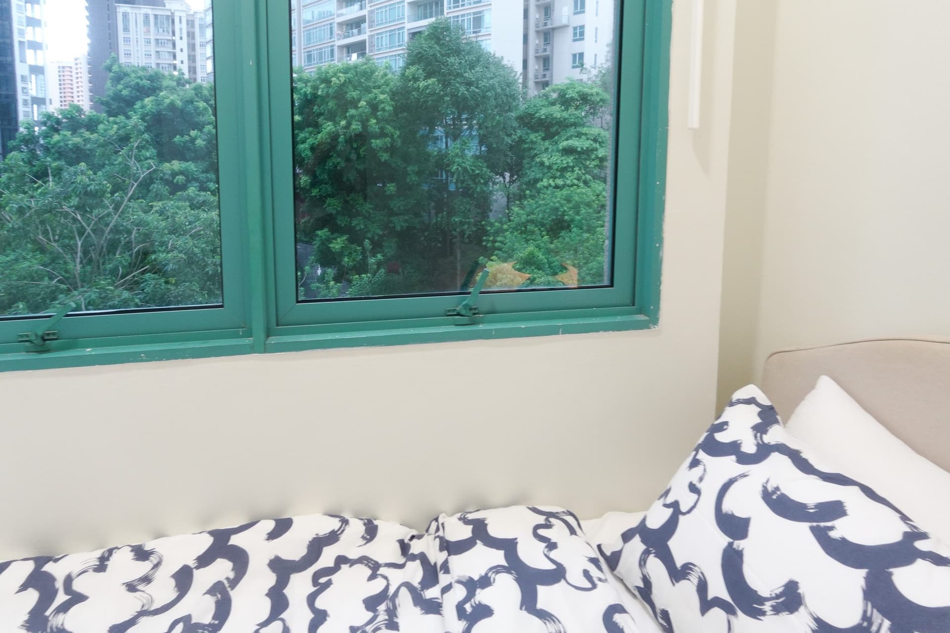 Ensuite at Oleanas Residence in D09, Singapore - Photo 2