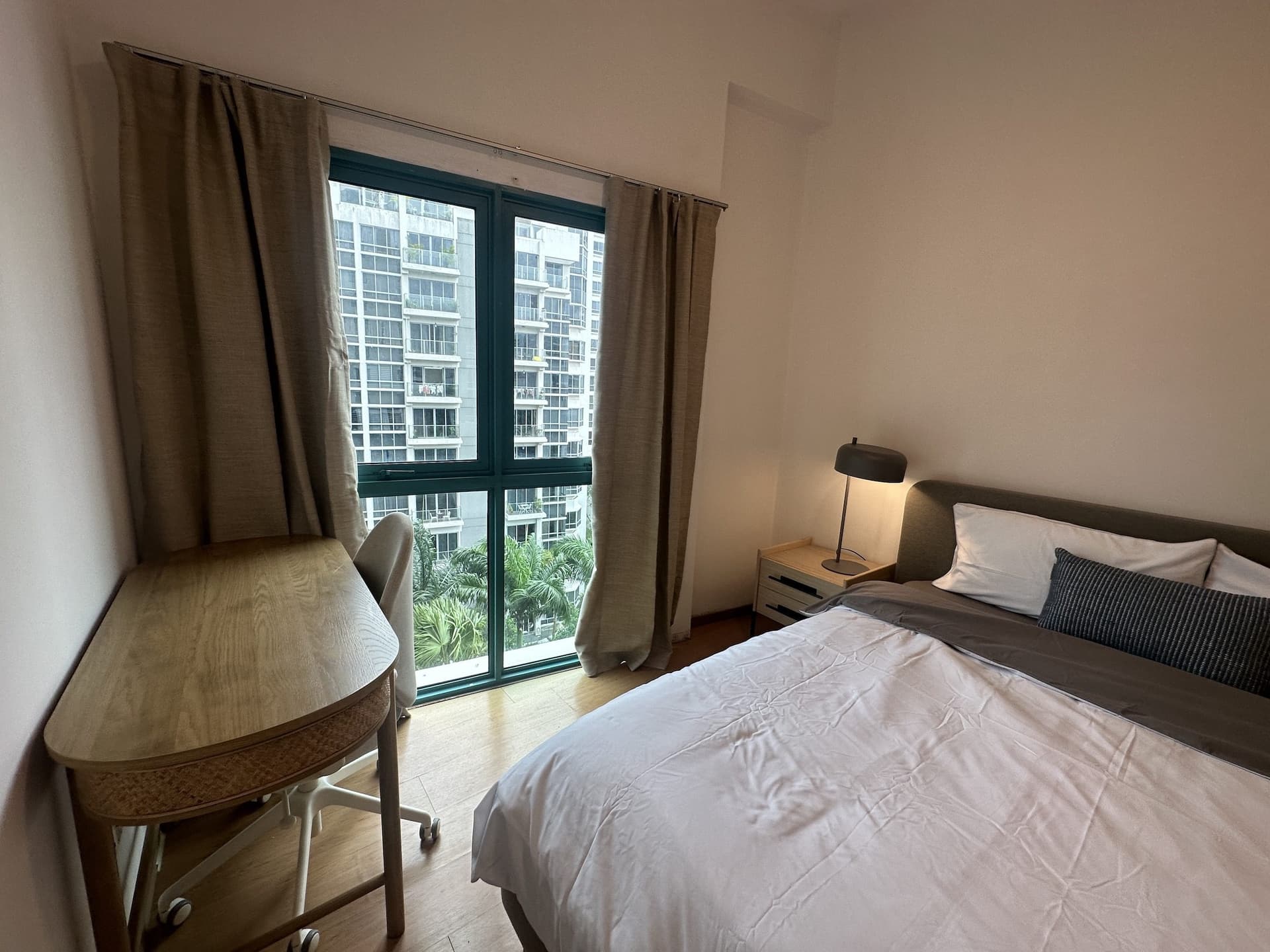 Master at Oleanas Residence in D09, Singapore - Photo 2
