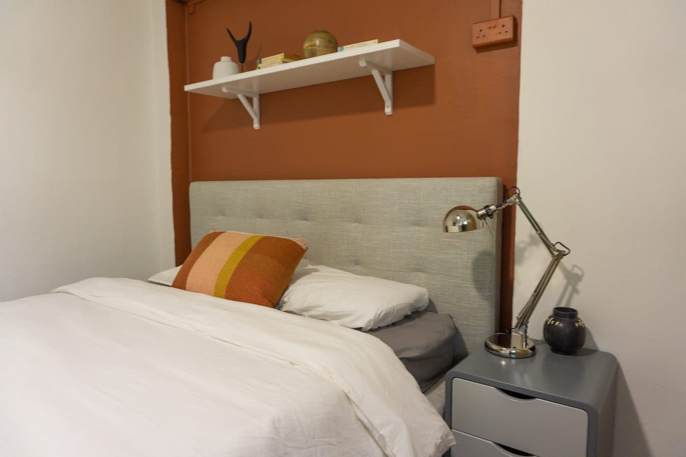 Spottiswoode Park - Artsy - Standard Room A at Spottiswoode Park