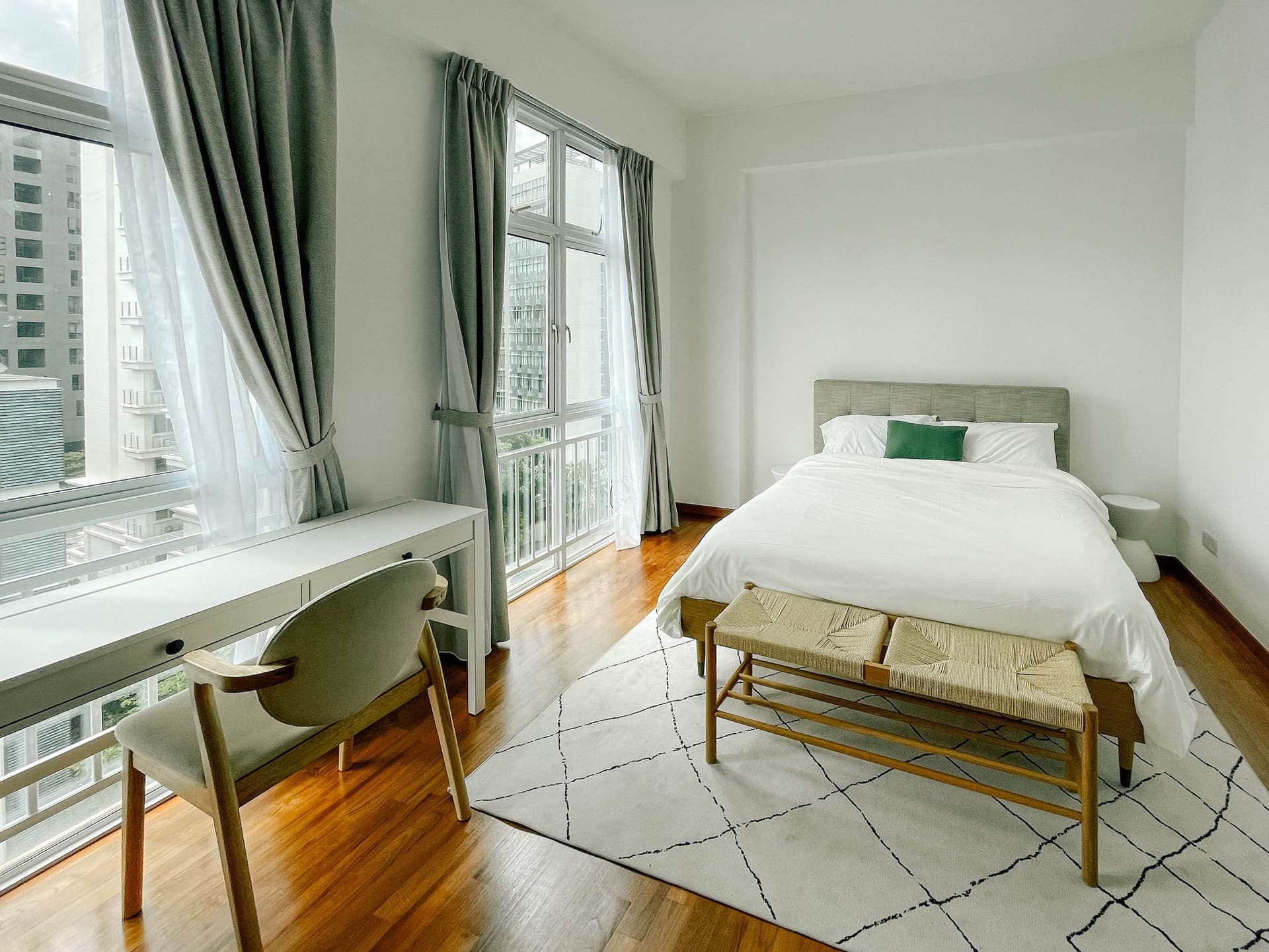 The Aston - Contemporary - Executive Suite at The Astons