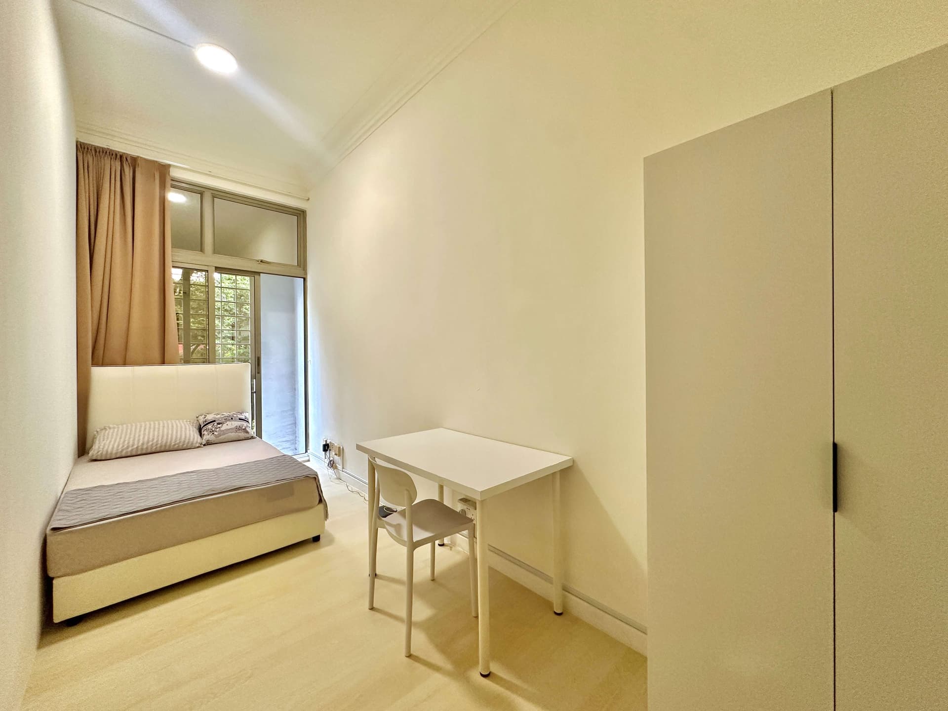 Common at Banyan Condo in D05, Singapore - Photo 3