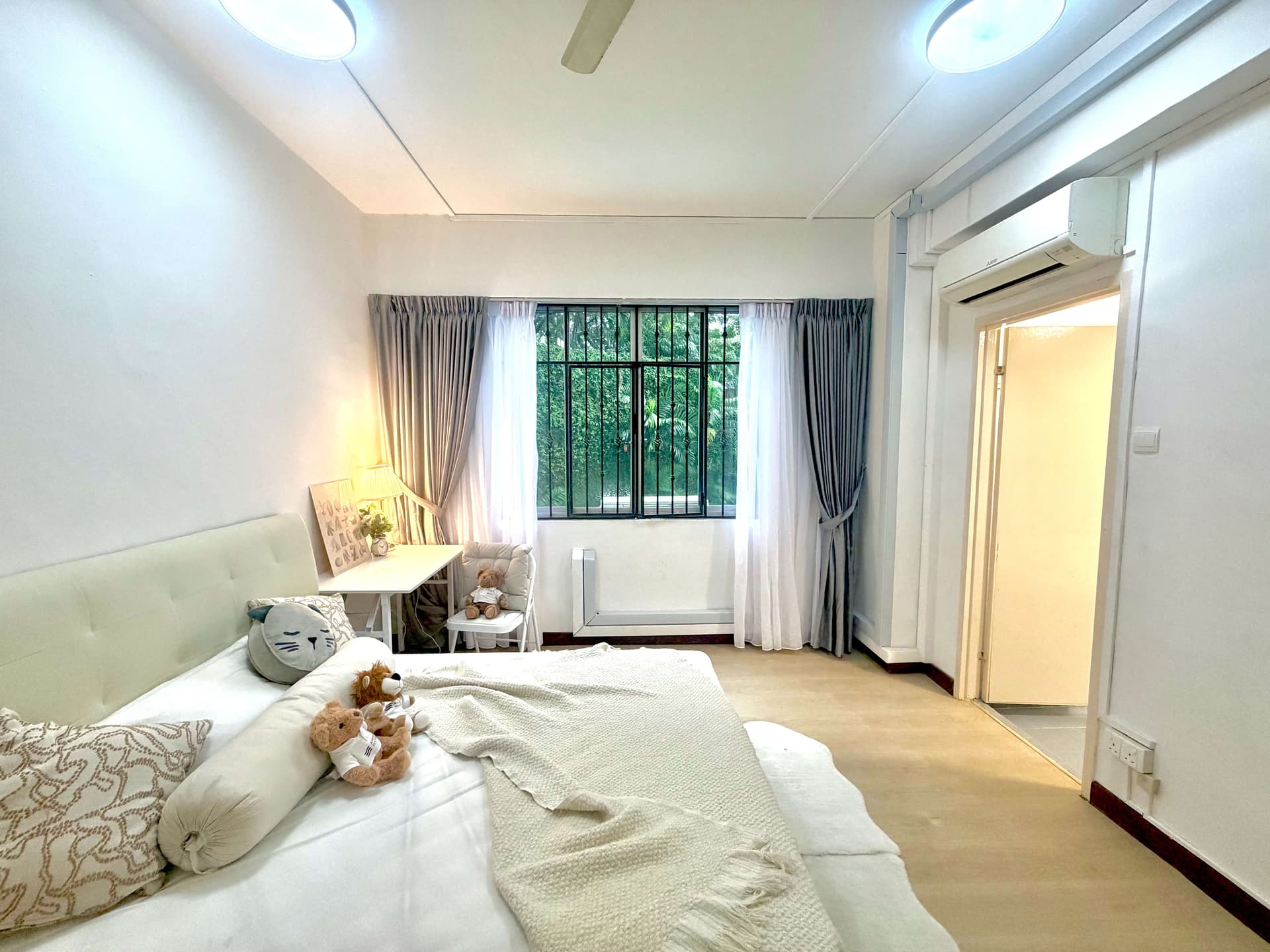Master at Cavenagh House in D09, Singapore - Photo 3