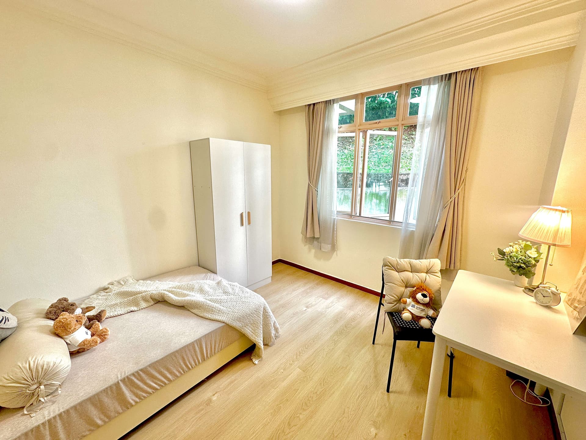 Ensuite at Le Hill Condominium in D05, Singapore - Photo 2