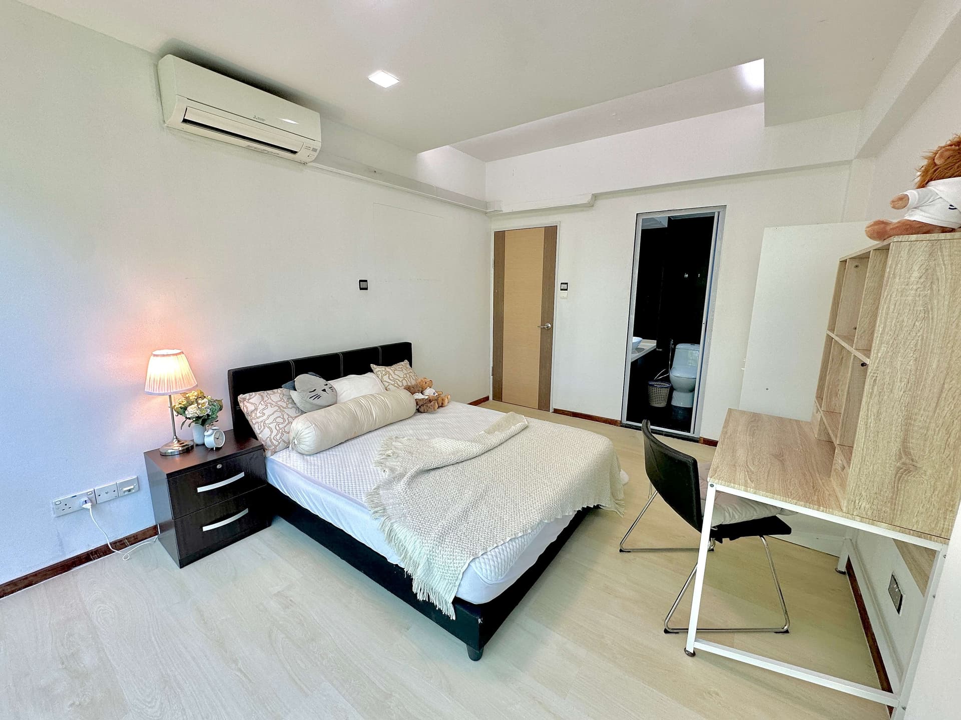 Master at West Bay Condominium in D05, Singapore - Photo 3