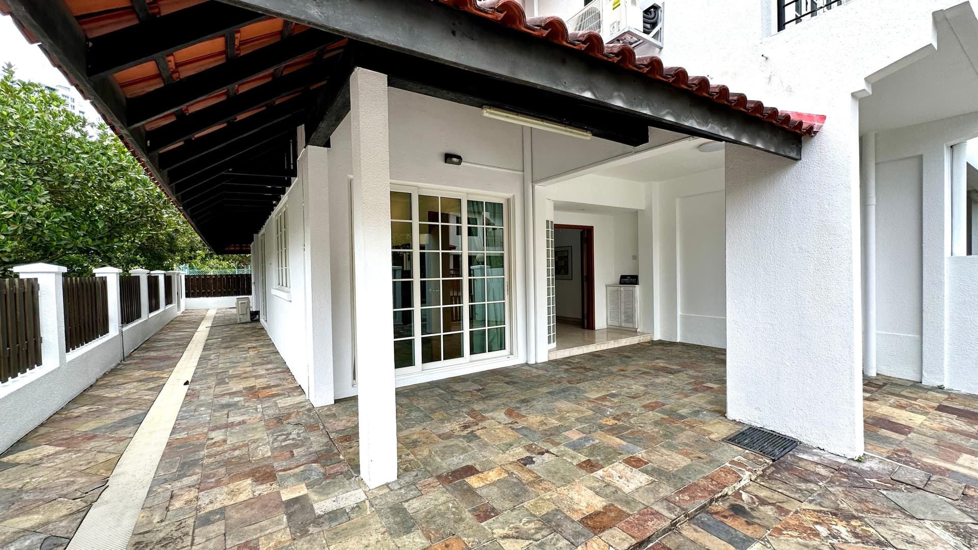 1 TAMAN MAS MERAH in D05, Singapore - Photo 2