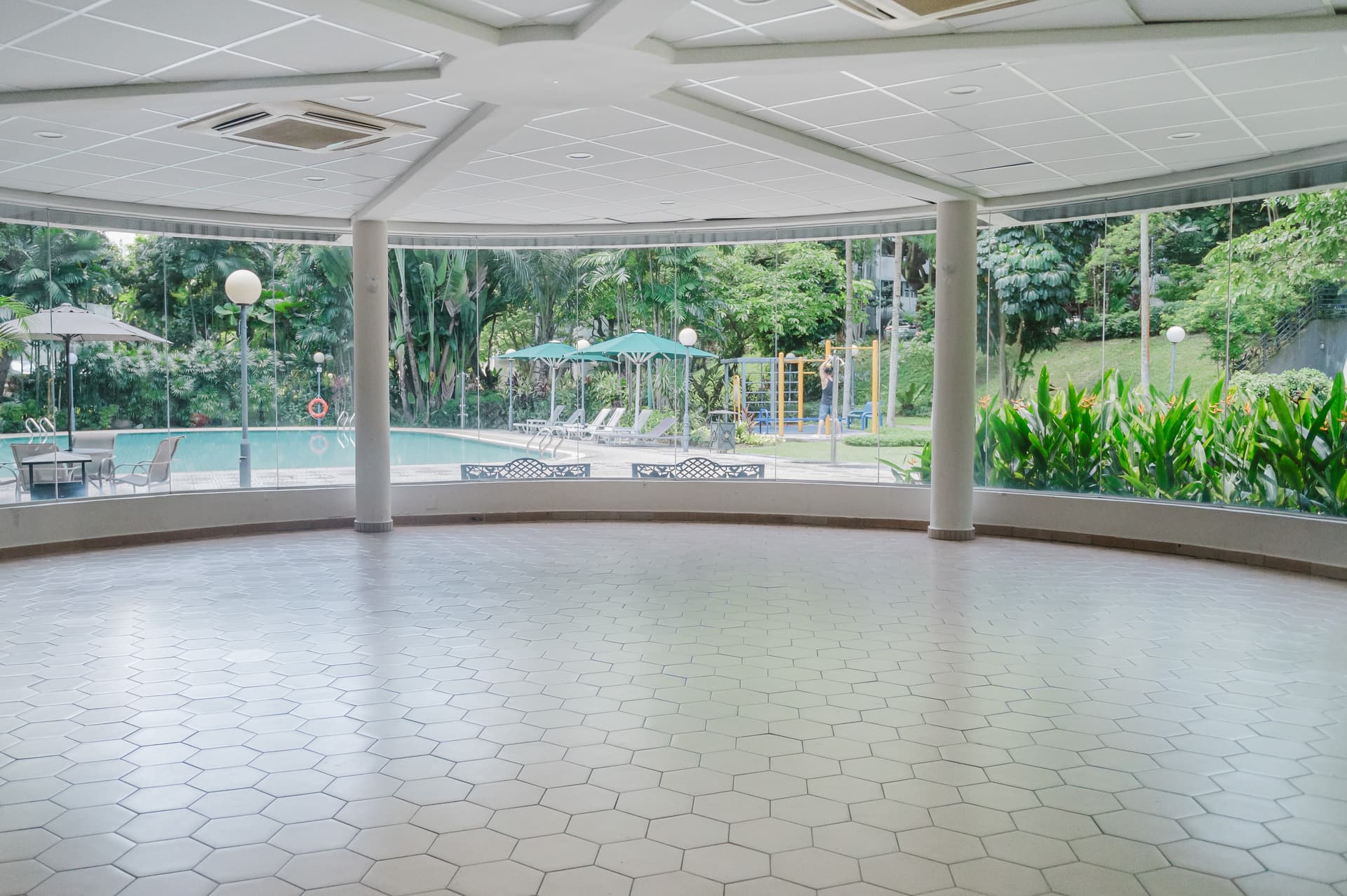 1005 Lower Delta Road in D04, Singapore - Photo 2