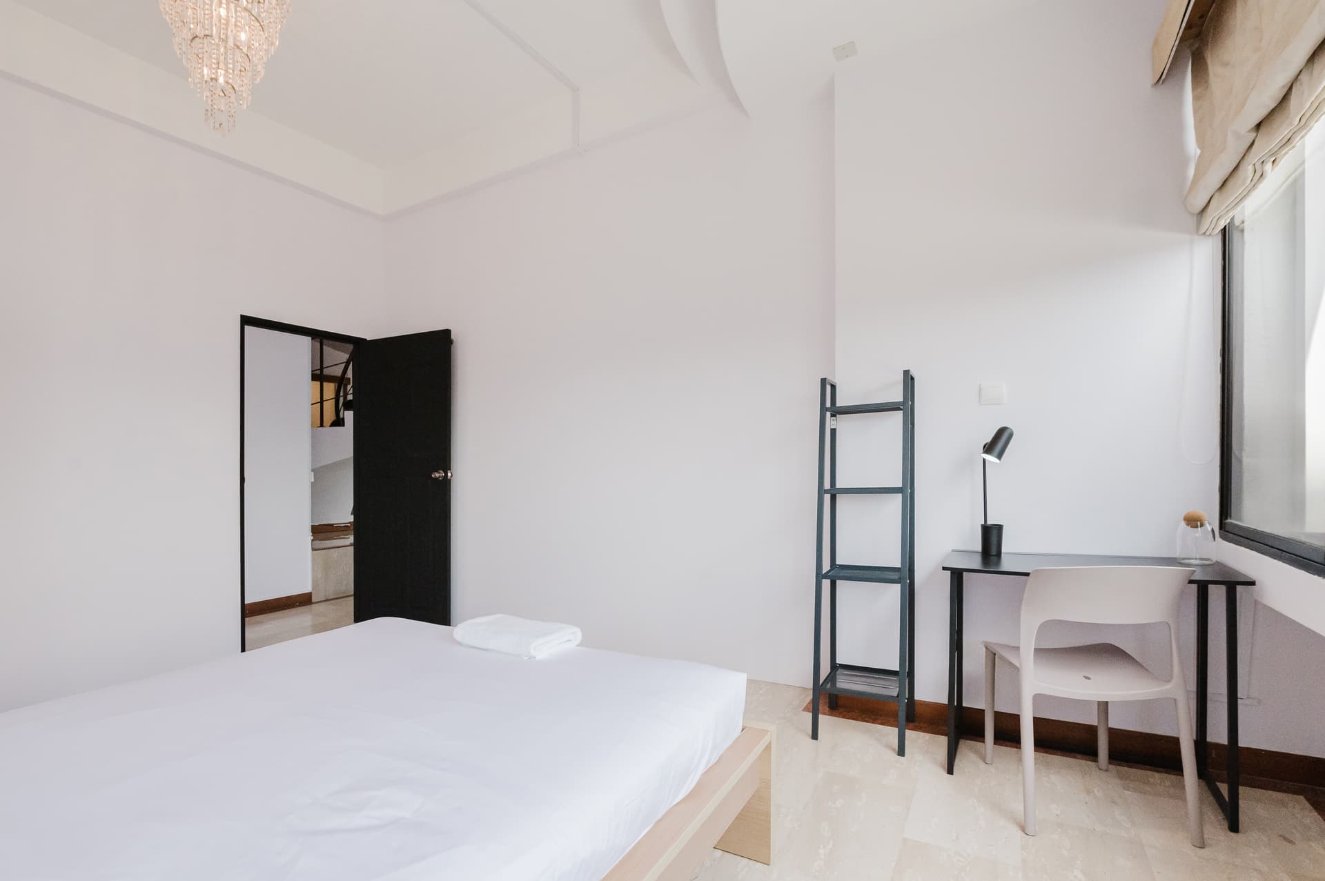 Ensuite at 1005 Lower Delta Road in D04, Singapore - Photo 2