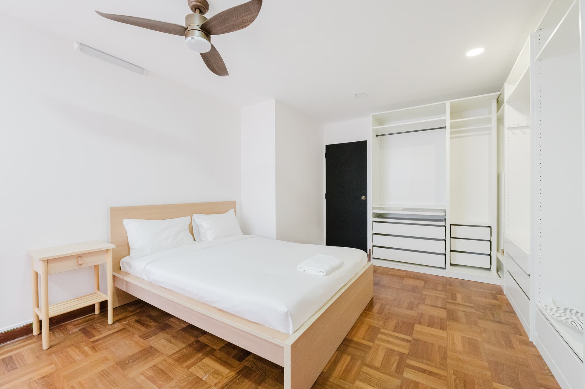 Master Room in 7BR at 1005 Lower Delta Road