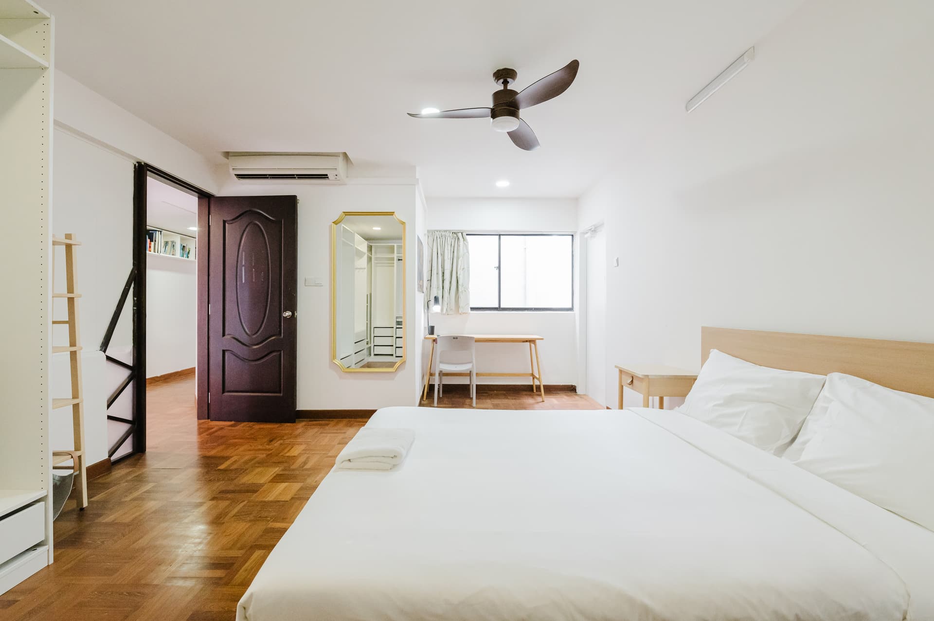 Master at 1005 Lower Delta Road in D04, Singapore - Photo 2