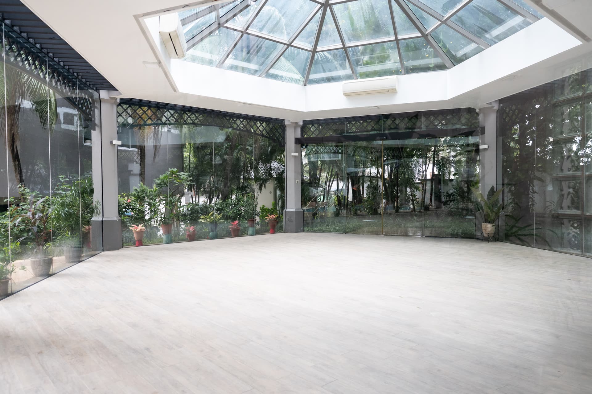 12 Mount Elizabeth, 23-01 Elizabeth Tower Singapore 228511 in D07, Singapore