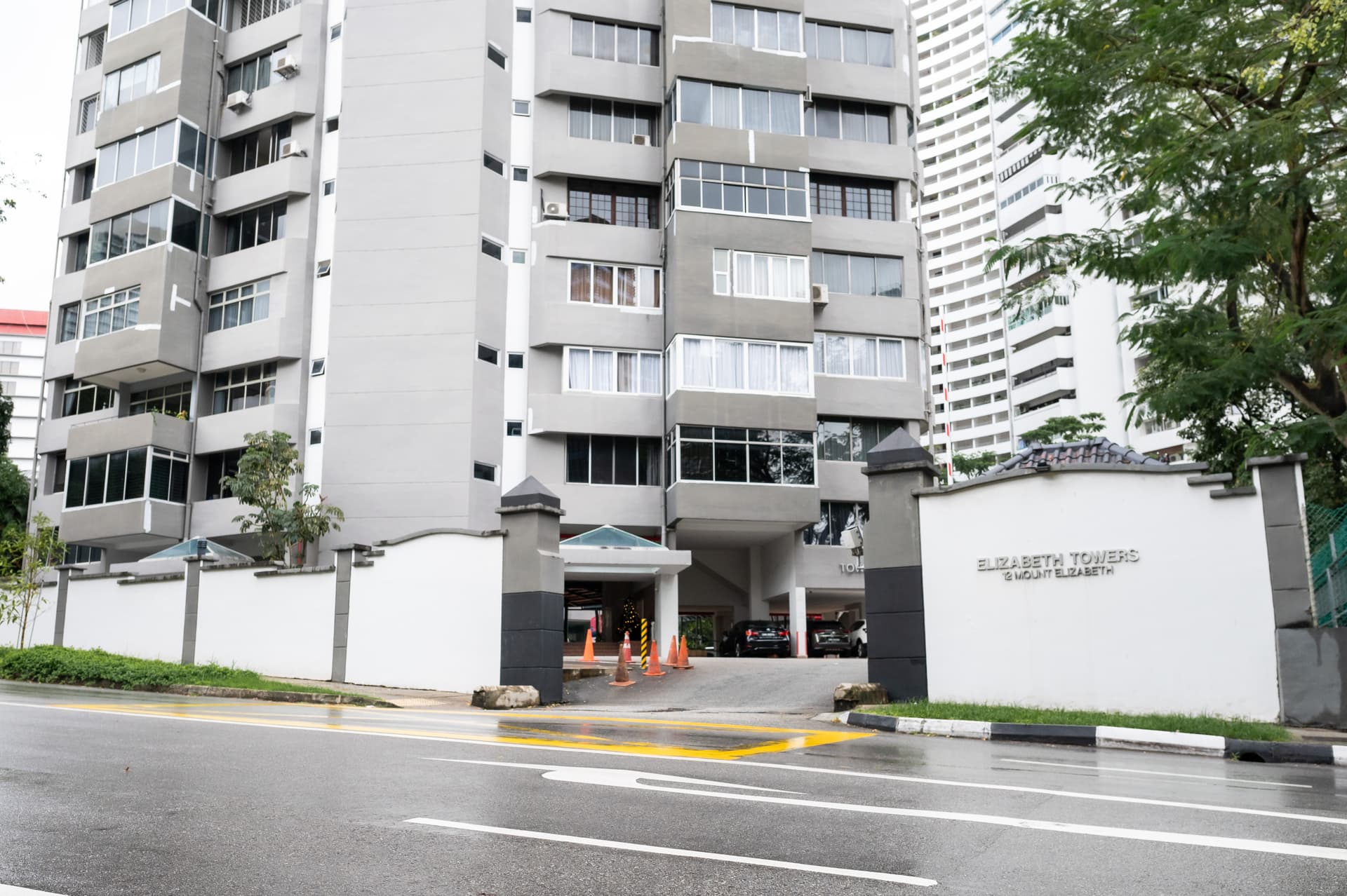 12 Mount Elizabeth, 23-01 Elizabeth Tower Singapore 228511 in D07, Singapore - Photo 2