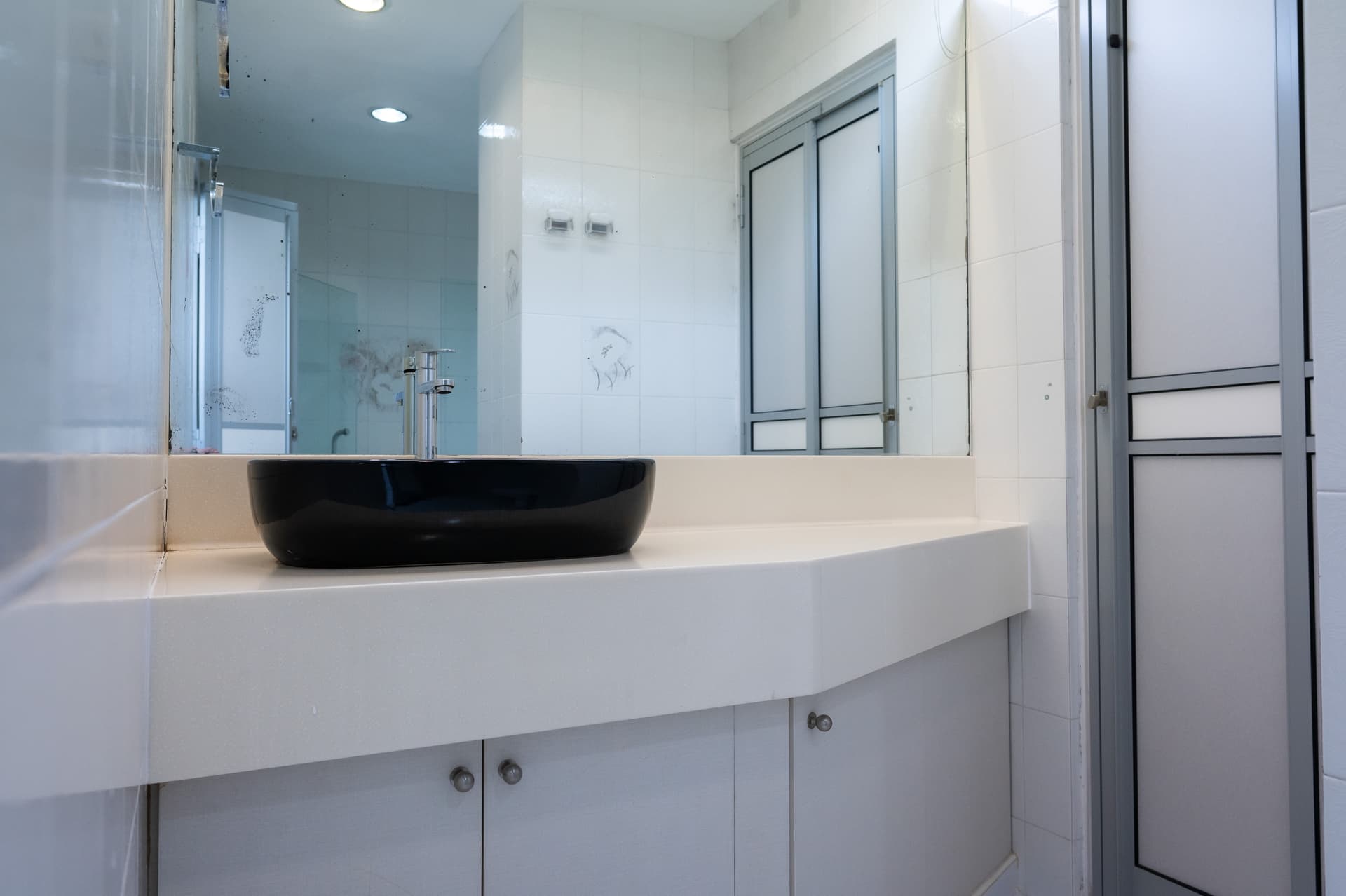 Ensuite at 12 Mount Elizabeth, 23-01 Elizabeth Tower Singapore 228511 in D07, Singapore - Photo 4