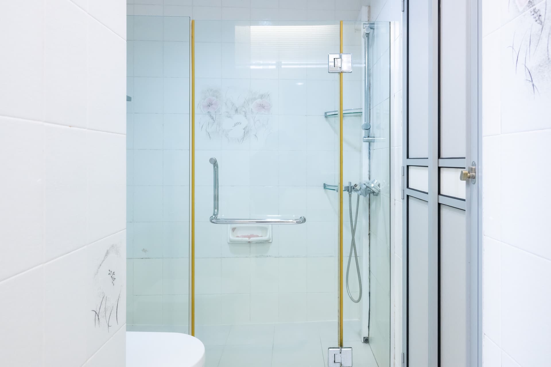 Ensuite at 12 Mount Elizabeth, 23-01 Elizabeth Tower Singapore 228511 in D07, Singapore - Photo 5