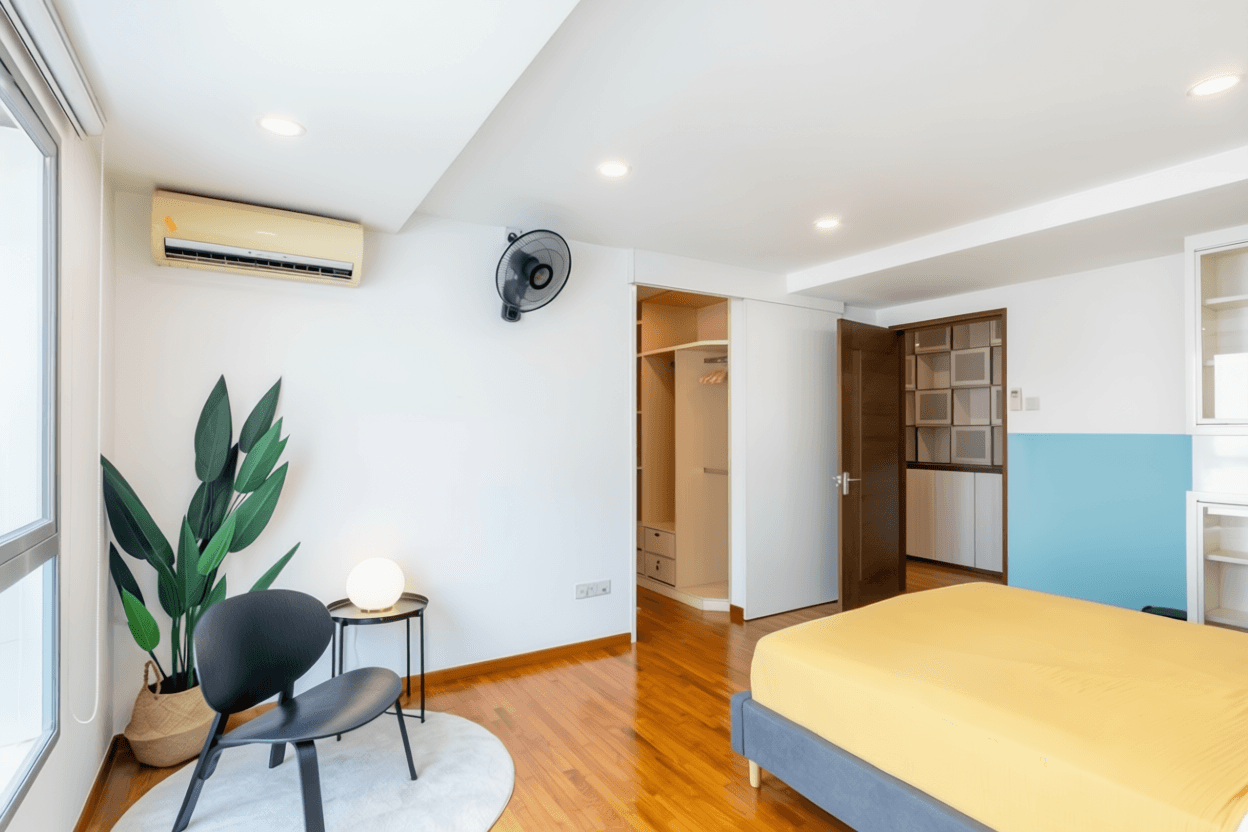 Ensuite at 12A Lorong Salleh in D14, Singapore - Photo 2