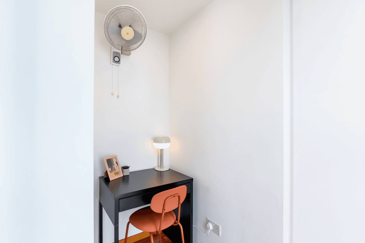 Ensuite at 12A Lorong Salleh in D14, Singapore - Photo 5