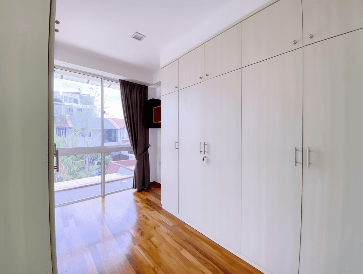Ensuite at 132 Lorong Sarina in D14, Singapore - Photo 5