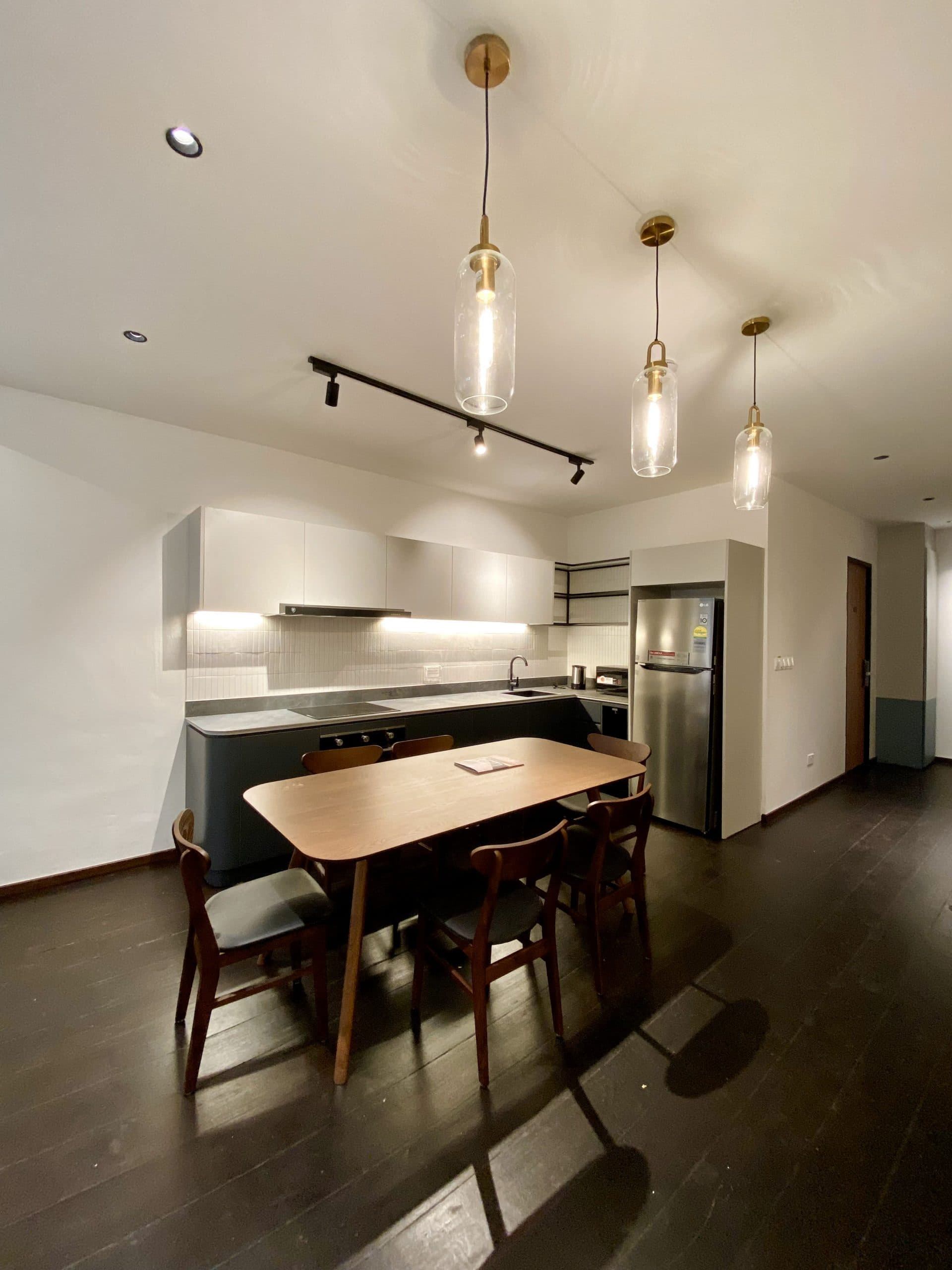 138 JALAN BESAR in D08, Singapore - Photo 4