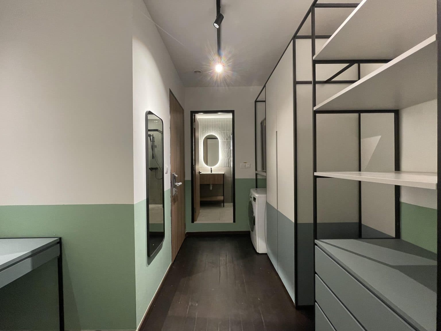 Ensuite at 138 JALAN BESAR in D08, Singapore - Photo 2