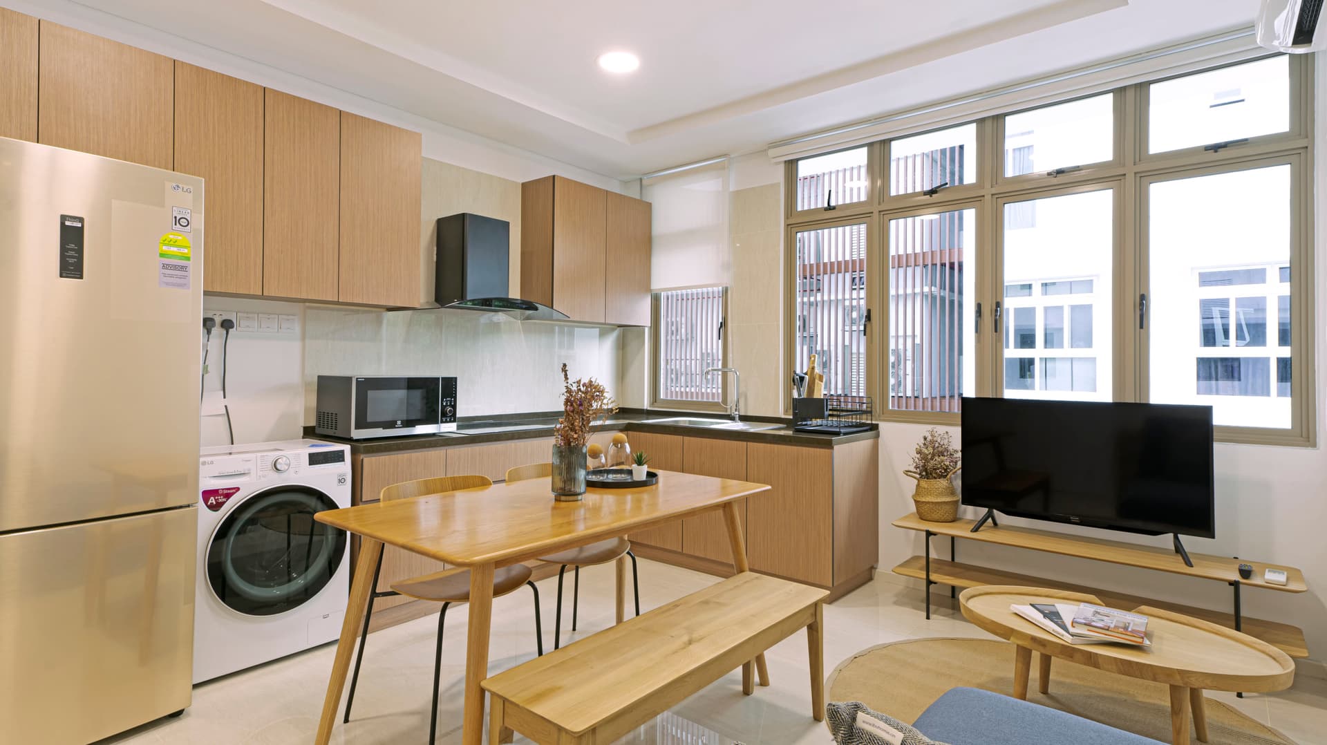 Ensuite at 16 Hamilton Road in D06, Singapore - Photo 4