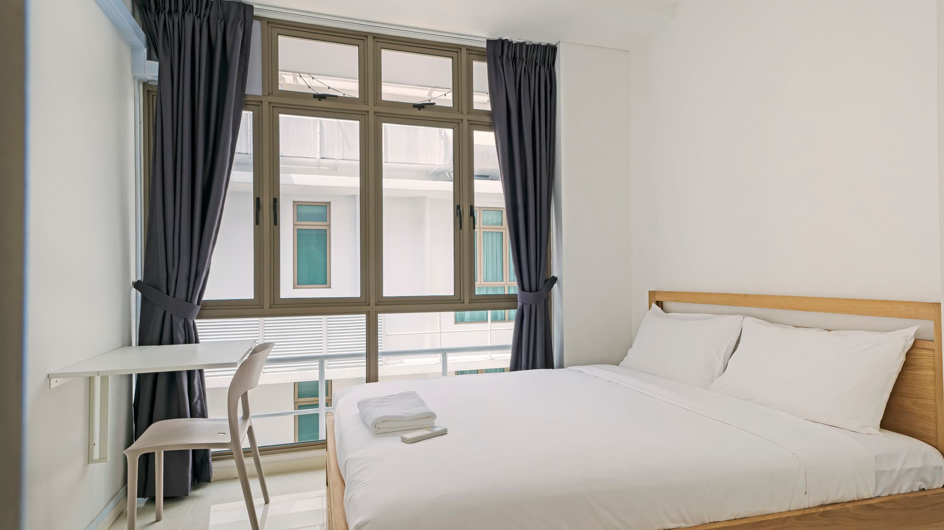Ensuite at 16 Hamilton Road in D06, Singapore - Photo 2