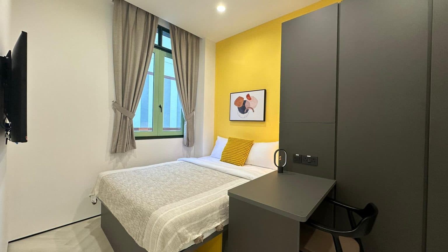 Ensuite at 161 LAVENDER STREET in D12, Singapore - Photo 5