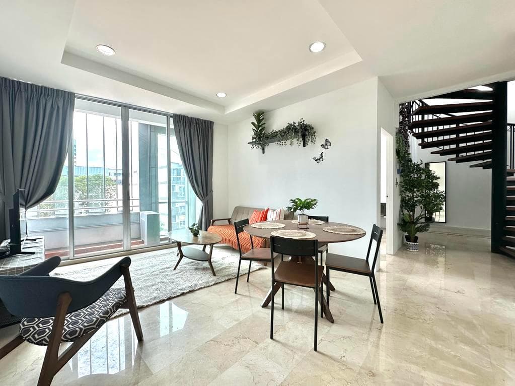 18 ROBERTS LANE in D08, Singapore
