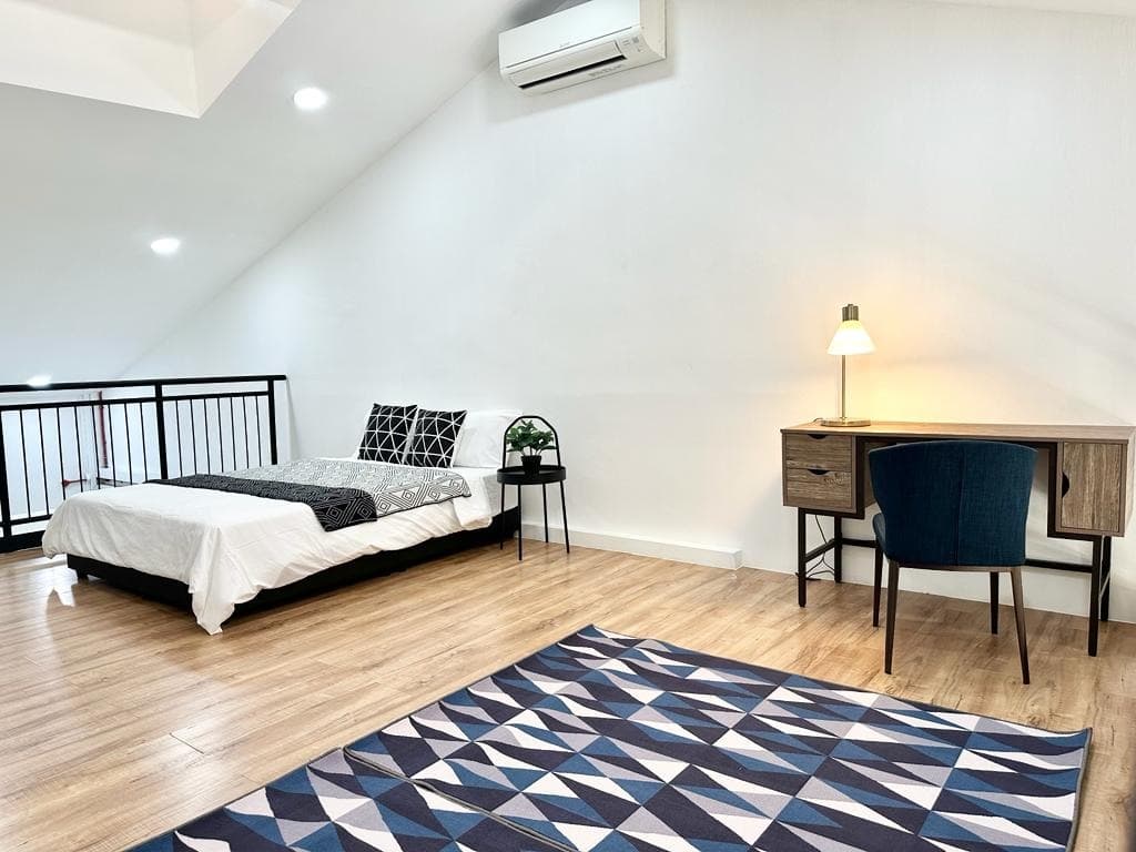 Common at 19 TESSENSOHN in D08, Singapore - Photo 2
