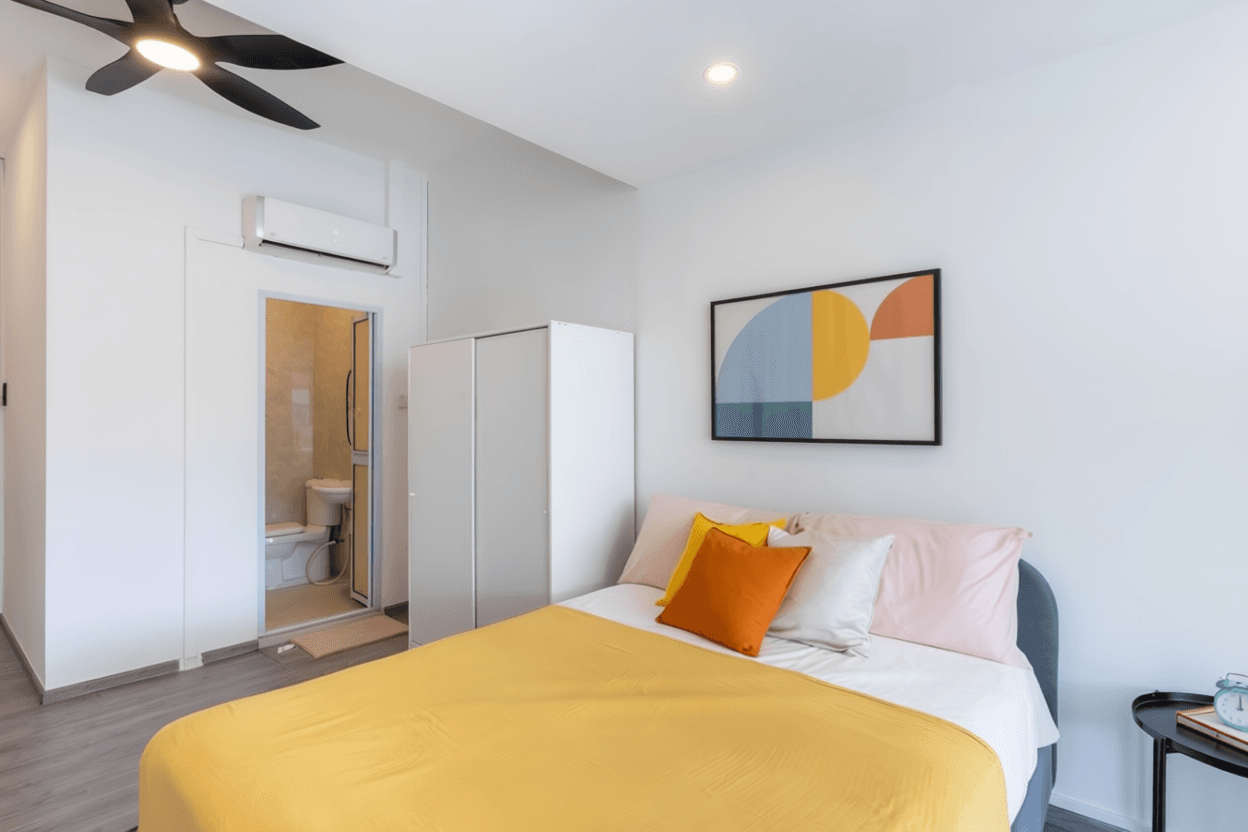Ensuite at 22a Jalan Selamat in D14, Singapore - Photo 3
