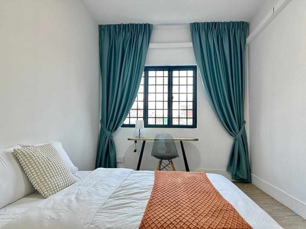 Common at 23B LOR 13 GEYLANG in D14, Singapore - Photo 2
