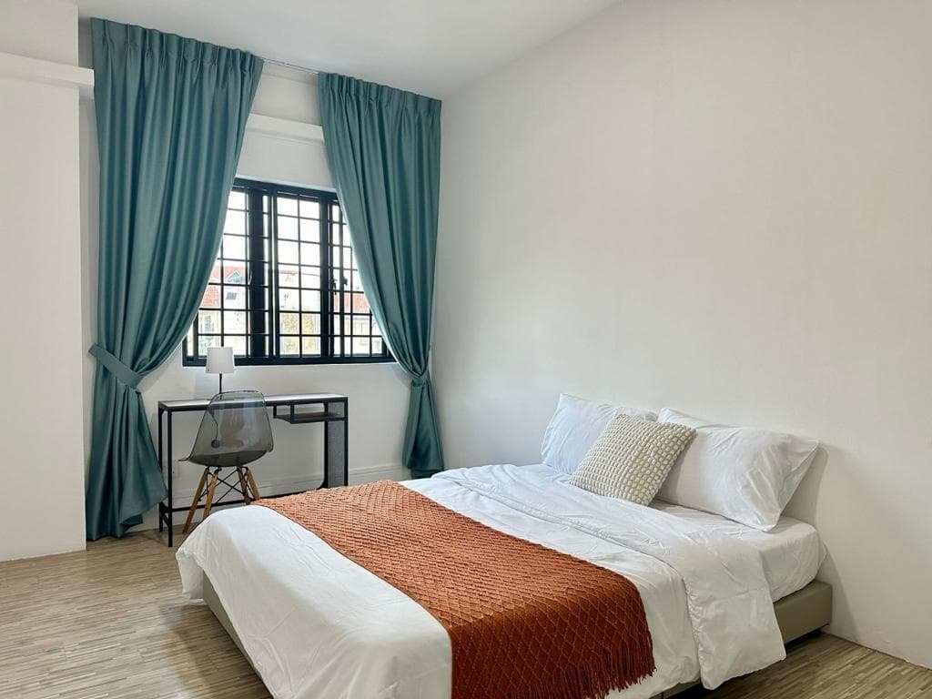 Common at 23B LOR 13 GEYLANG in D14, Singapore - Photo 3