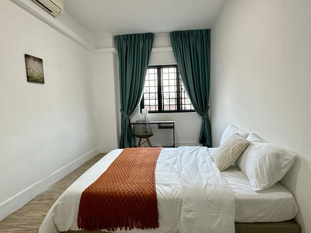 Common at 23B LOR 13 GEYLANG in D14, Singapore - Photo 4